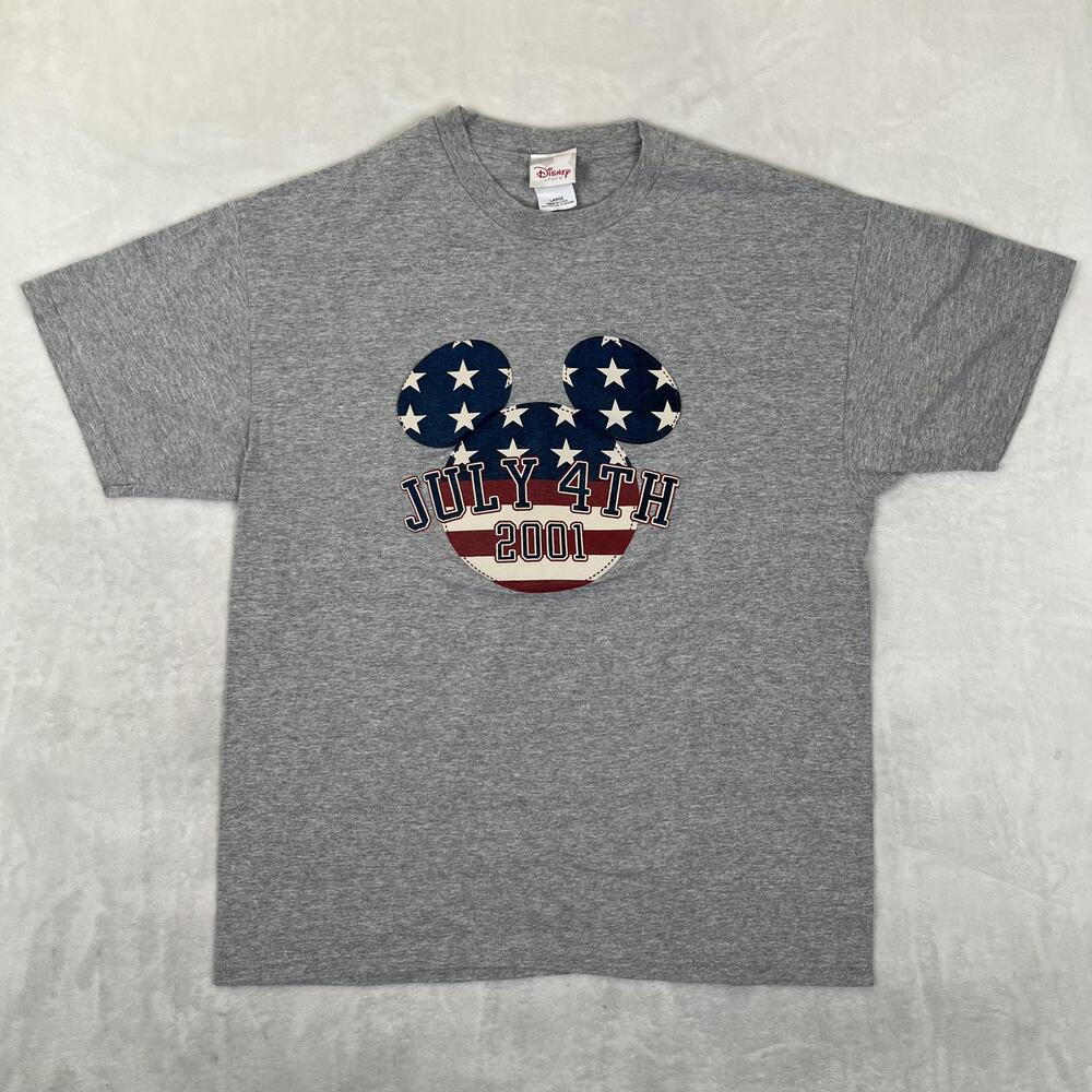 Vintage Disney T-Shirt Size Large Gray July 4th 2001 Mickey USA Flag Graphic